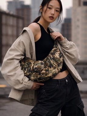 BDG Camo Shoulder Bag Urban Outfitters Utility Streetwear Chic